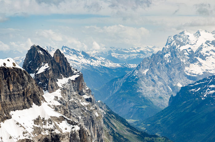 Paysage enneigé des Alpes.